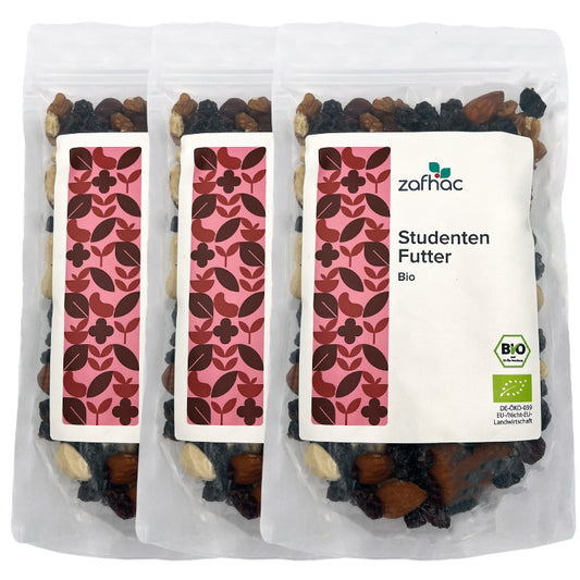 Durchsichtige Verpackung mit Aufschrift „Studenten Futter Bio“